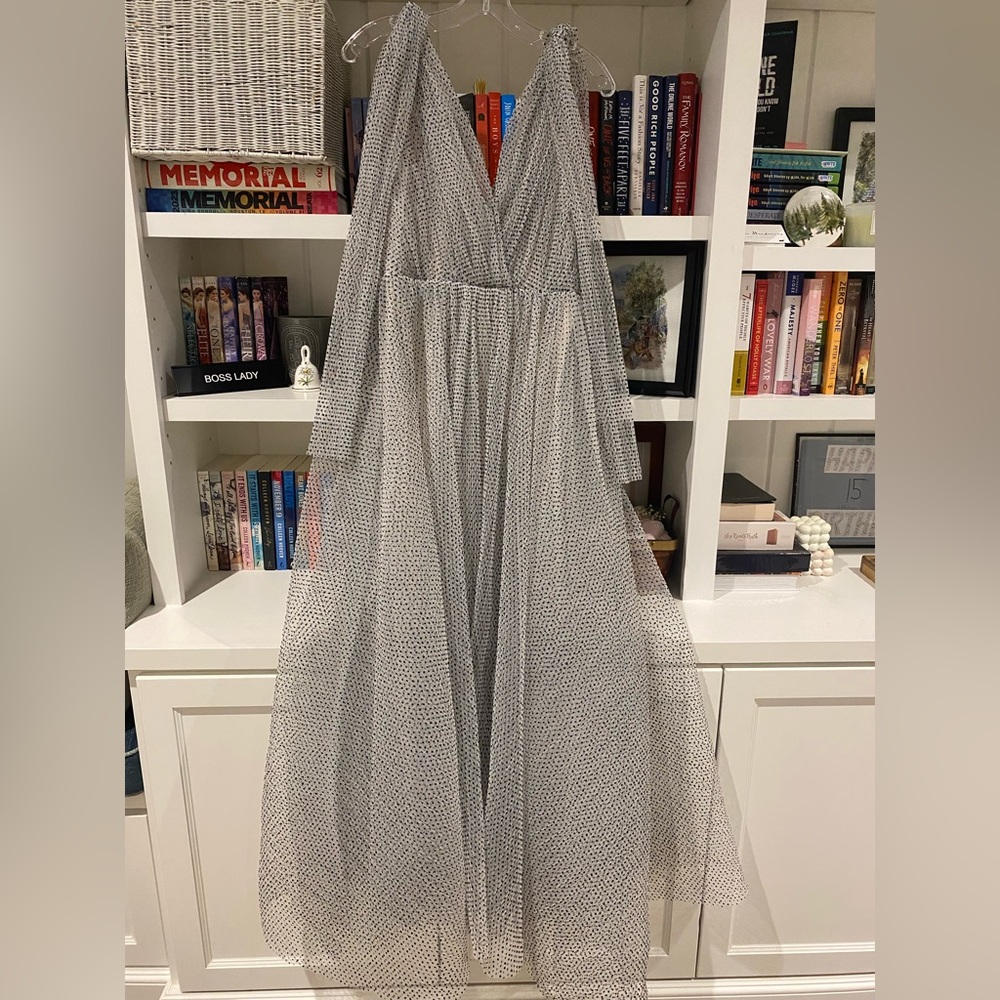 Monique Lhuillier NWT gown - Picture 2 of 3